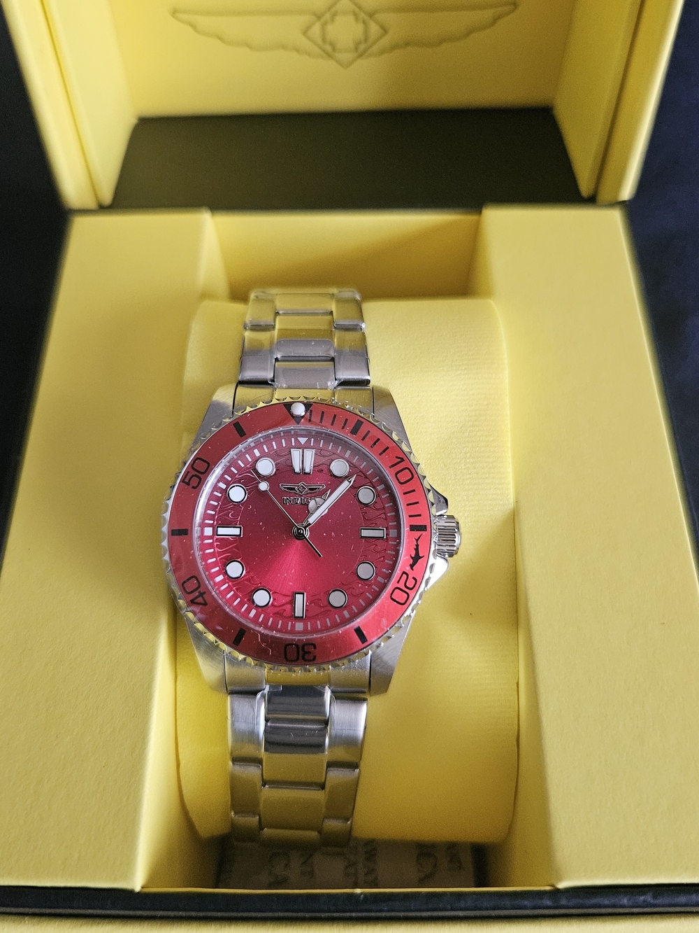 Invicta Pro Diver Womans 33mm Stainless Steel Watch with Red Dial